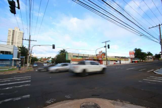 &ldquo;Discuss&atilde;o banal&rdquo; termina com morte no estacionamento de conveni&ecirc;ncia