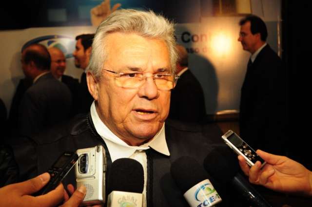 C&iacute;cero assume quarto mandato e anuncia concurso para o TCE-MS