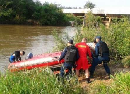 Bombeiros encontram corpo de jovem afogado no Rio Iguatemi 