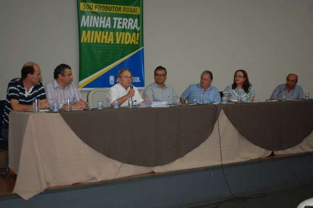 Senador levanta bandeira dos propriet&aacute;rios rurais e cr&iacute;tica atua&ccedil;&atilde;o da Funai 