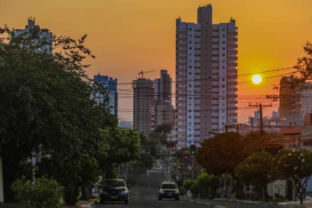 Previs&atilde;o &eacute; de chuvas hoje mas temperaturas seguem altas em MS