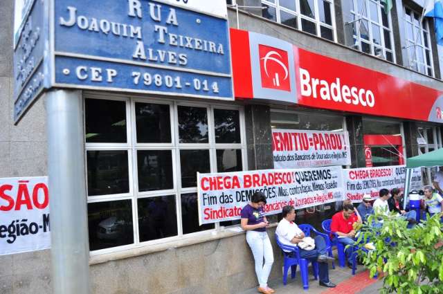 Dia Nacional de Luta fecha sete ag&ecirc;ncias banc&aacute;rias at&eacute; meio-dia