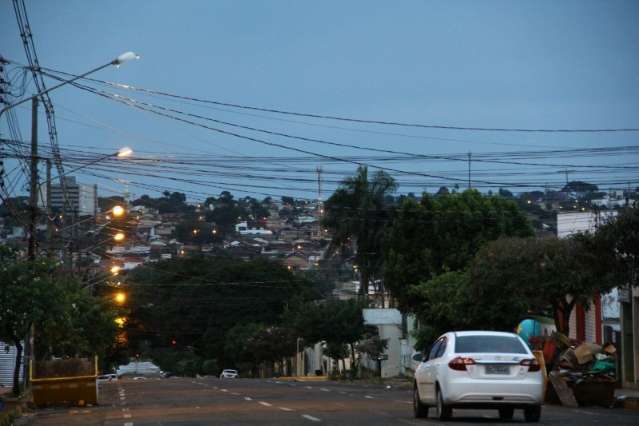 Ter&ccedil;a-feira amanhece com c&eacute;u fechado e previs&atilde;o &eacute; de chuva forte no Estado 