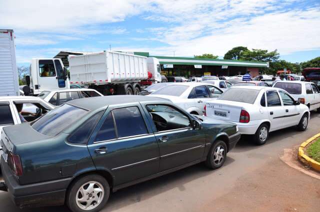  Procura de final de ano lota servi&ccedil;o de vistoria do Detran