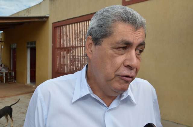 Andr&eacute; prev&ecirc; que PMDB &quot;alcan&ccedil;a&quot; Delc&iacute;dio quando ele cansar de andar
