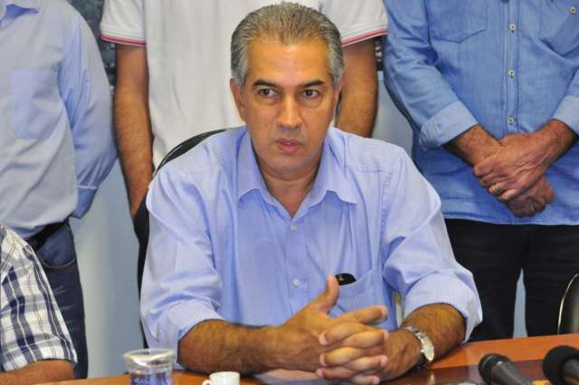 C&acirc;mara entrega quarta-feira t&iacute;tulo de cidad&atilde;o douradense a Reinaldo Azambuja