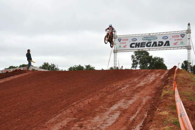  Baterias da &uacute;ltima etapa do Brasileiro de Motocross come&ccedil;am hoje em Dourados
