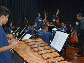 Desde 2014, são oferecidas aulas de música e de dança no Sesc Lageado (Foto: Wendy Tonhati)