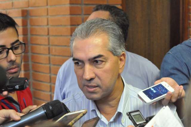 Sobre afastamento de Olarte, Reinaldo diz que n&atilde;o far&aacute; pr&eacute;julgamento