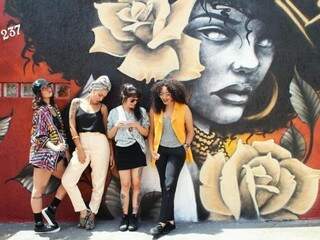 Rafaela, Renata, Nara e Gabi movimentam o ateliê Frida-se (Foto: Instagram)