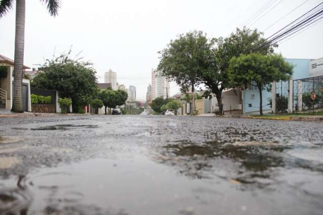 Apesar do tempo fechado de domingo, semana ter&aacute; sol forte na maioria de MS