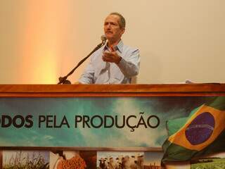 Ministro Aldo Rebelo discursa na Expogrande do ano passado em Campo Grande. (Foto: Arquivo)
