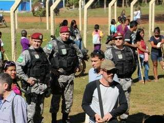 Homens da Força Nacional estão em Caarapó há seis meses (Foto: Helio de Freitas)