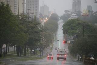 Chuva de sábado poderá se repetir na Capital na próxima quinta-feira. (Foto:Gerson Walber/Arquivo)