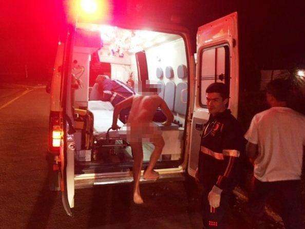 Samu resgata homem nu que tentava se jogar em frente de ve&iacute;culos
