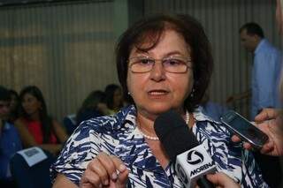 Secretária Tânia Garib revelou que os municípios podem gastar até 60% deste valor no pagamento de pessoal (Foto: Marcos Ermínio)