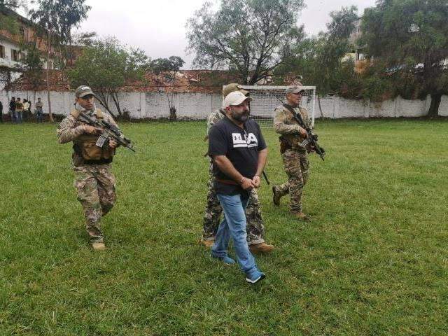 Chef&atilde;o do narcotr&aacute;fico &eacute; entregue &agrave; Pol&iacute;cia Federal brasileira 