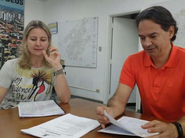 Prefeito cria comissão especial para licitações do Reviva Centro