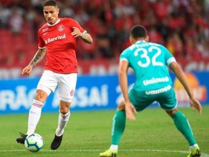 Goi&aacute;s domina partida e vence o Internacional por 2 a 1 no Beira-Rio