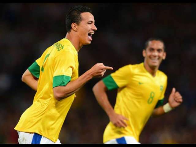  Com 2 gols de Dami&atilde;o, Brasil vence Cor&eacute;ia e tenta no s&aacute;bado ouro in&eacute;dito