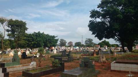Prefeitura vai cuidar de cemitérios e avalia convênio com a Agepen