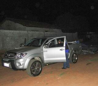 Vítima foi encontrada morta dentro do carro. (Foto: O Pantaneiro News)