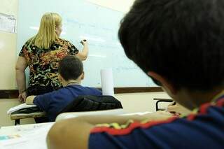 Programa resgata autoestima do professor, que novamente tem ânimo para estar em sala de aula