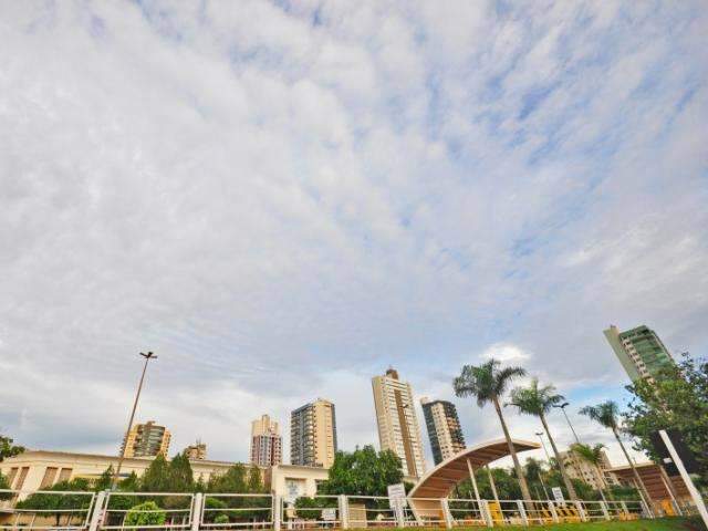 Quarta de Cinzas amanhece &quot;de ressaca&quot;, com c&eacute;u nublado
