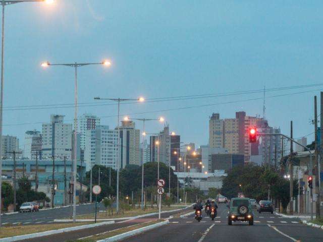 Ter&ccedil;a-feira ser&aacute; de calor de 35&deg;C e pancadas de chuva isoladas em MS