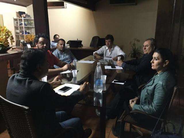 PSD, PTB e DEM ficam pr&oacute;ximos de acordo para as elei&ccedil;&otilde;es em Campo Grande