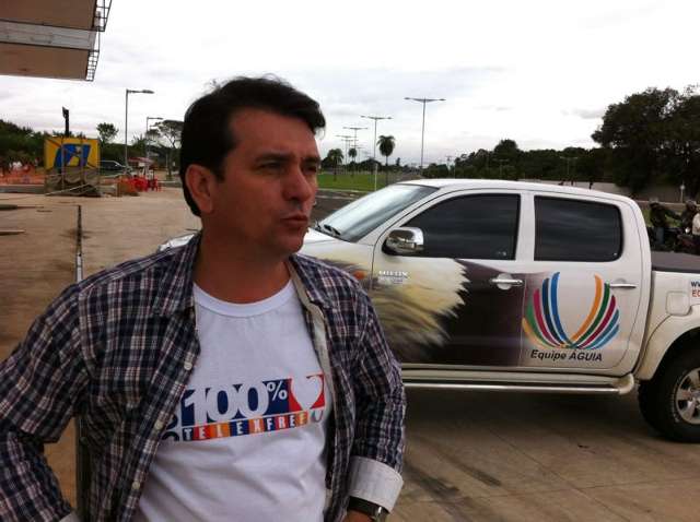 Empres&aacute;rios da TelexFree promovem carreata para distribuir 500 cestas b&aacute;sicas