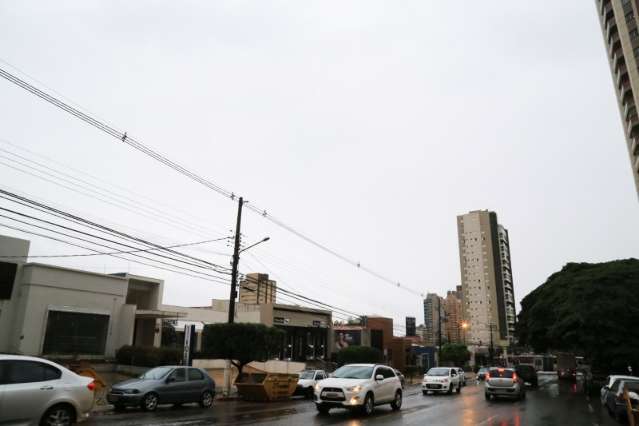 Em menos de 12h chove equivalente a 68% da m&eacute;dia hist&oacute;rica de maio
