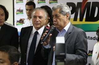 Michel Temer e André Puccinelli, durante reunião do PMDB em Campo Grande, em março (Foto: Fernando Antunes)