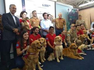 Projeto com cães treinados é destaque no prêmio de gestão dos servidores Projeto com cães treinados é destaque no prêmio de gestão dos servidores
