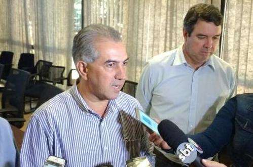 Governador lan&ccedil;a obras e assina conv&ecirc;nios com entidades em Bonito