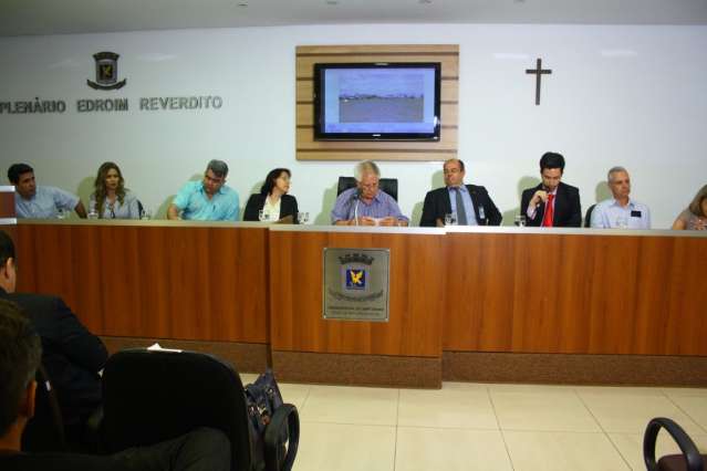 Reclama&ccedil;&otilde;es no Procon &quot;explodem&quot; com suspens&atilde;o de voos noturnos