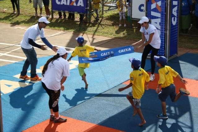 Com 1,5 mil crian&ccedil;as, Maratoninha da Caixa incentiva a pr&aacute;tica esportiva