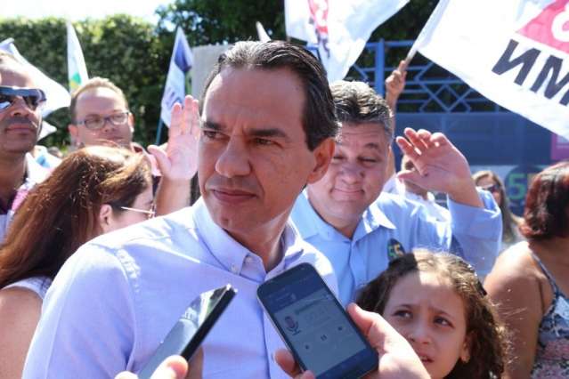 Na v&eacute;spera de elei&ccedil;&atilde;o, pesquisa p&otilde;e Rose pela 1&ordf; vez na frente de Marquinhos