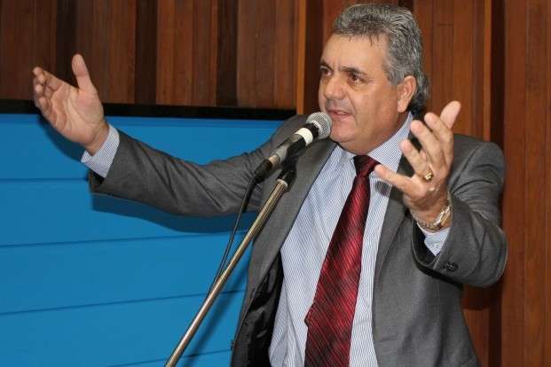 Deputados j&aacute; planejam &quot;nova rotina&quot; para serem candidatos em 2016
