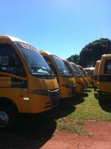 Com recursos de R$ 31 milh&otilde;es, transporte escolar ter&aacute; refor&ccedil;o de 300 &ocirc;nibus