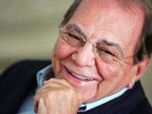 Um dia ap&oacute;s carregar Tocha Ol&iacute;mpica, morre cirurgi&atilde;o Ivo Pitanguy
