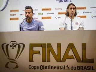 Goleiros Fábio e Cássio durante coletiva de imprensa antes da bola rolar no Mineirão (Foto: Vinnicius Silva/Cruzeiro)