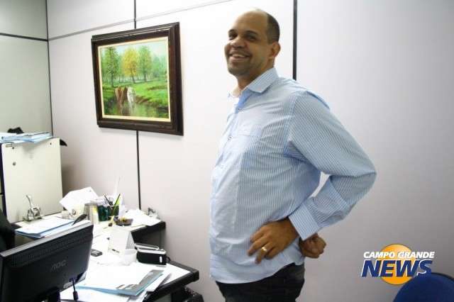 Estelionat&aacute;rio faz de cela escrit&oacute;rio e d&aacute; golpe em paciente com c&acirc;ncer