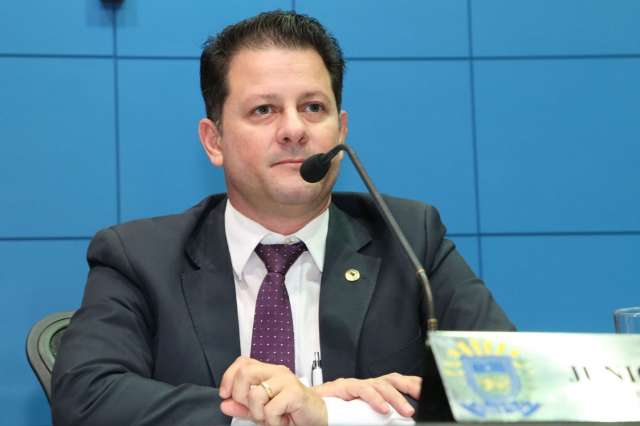Ap&oacute;s Contran autorizar, deputado quer lei prevendo multa parcelada