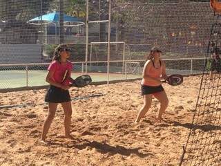 Raissa e Sarah no torneio realizado no final de semana em Maringá (Foto: Divulgação)