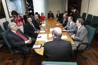 Senadores e prefeitos do Estado se reuniram com o ministro da Agricultura para discutir situação do rio Taquari (Foto: Divulgação)