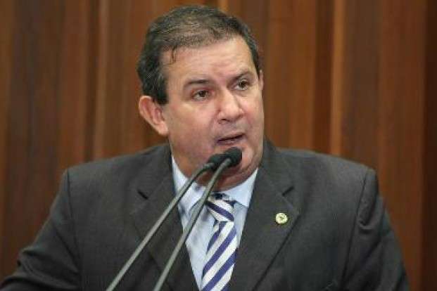 Projeto quer incluir disciplina sobre drogas nas escolas estaduais