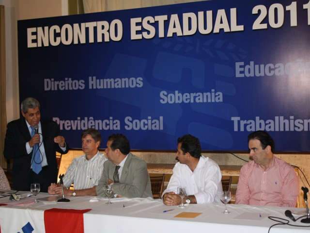  Alian&ccedil;a PDT-PMDB esquenta discuss&otilde;es na Assembleia e C&acirc;mara