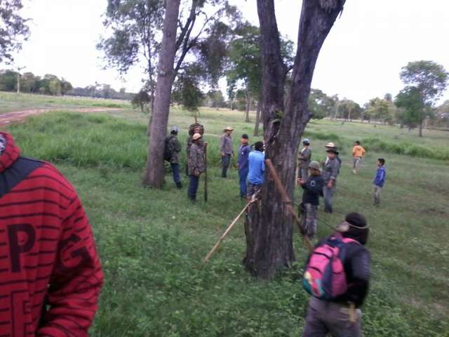 &Iacute;ndios invadem fazenda e pedem conversa com dona e presen&ccedil;a da pol&iacute;cia