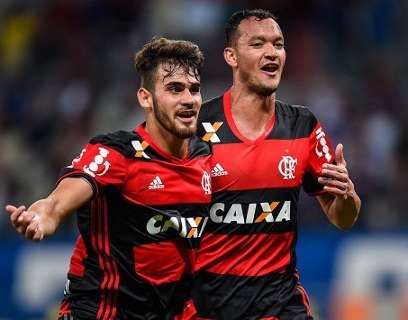 Flamengo vence o Galo e Grêmio faz lição de casa contra o Figueirense